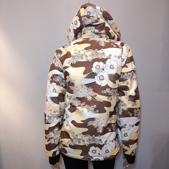 ❌SOLD❌ Camo Floral Hooded Ski Jacket Girls Youth Insulated Snowboarding Coat - Picture 5 of 15